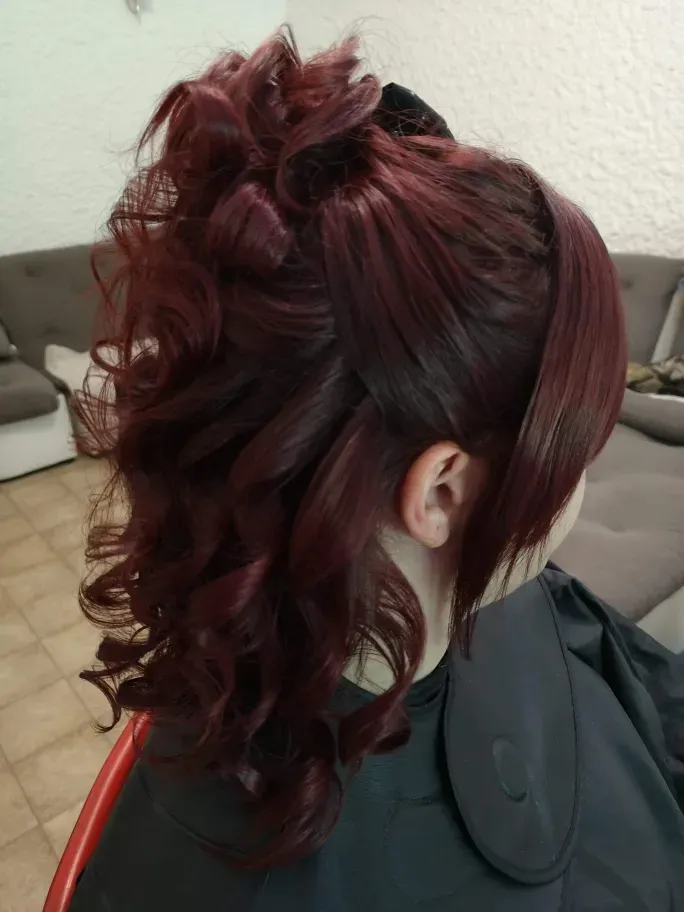 Service de coiffure à domicile à Malrevers